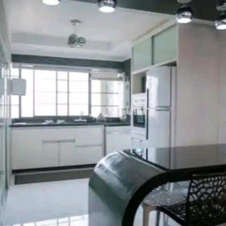 Apart Luxo No Centro Com Hidromassagem Apartment Curitiba Luaran gambar