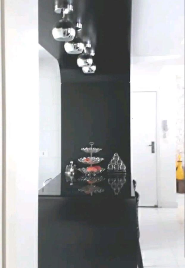 Apart Luxo No Centro Com Hidromassagem Apartment Curitiba Luaran gambar