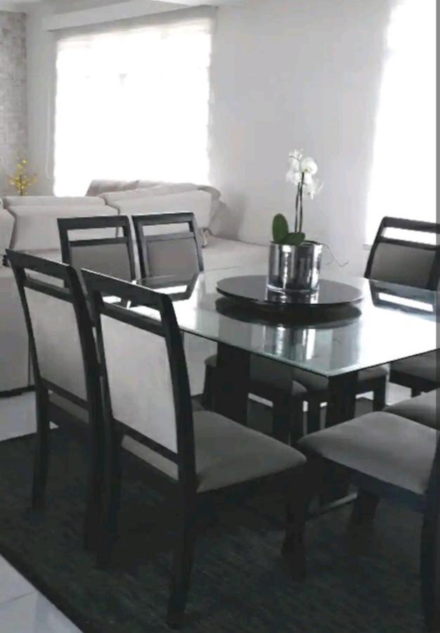 Apart Luxo No Centro Com Hidromassagem Apartment Curitiba Luaran gambar